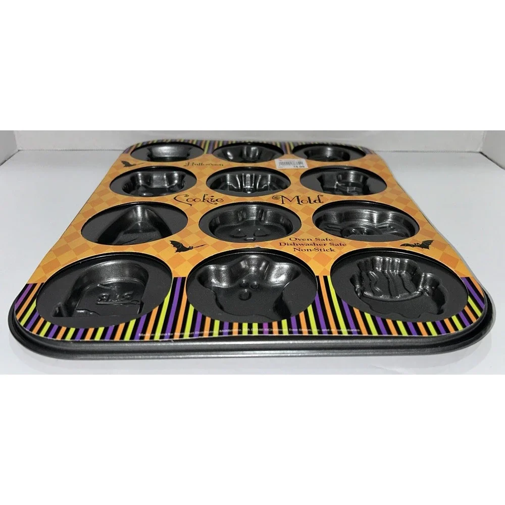 Halloween Cookie Pan 12 Spooky Shapes Ghost Frankenstein Bat‎ Cat Spider New